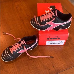 Girls Diadora cleats